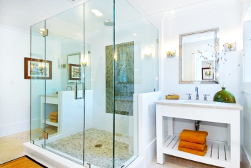 Tips to clean shower glass