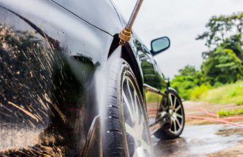 Car cleaning service in Delhi NCR