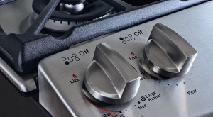 tri_ring_burner_sophisticated_stainless_knobs