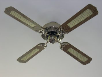 ceiling fan that wont spin
