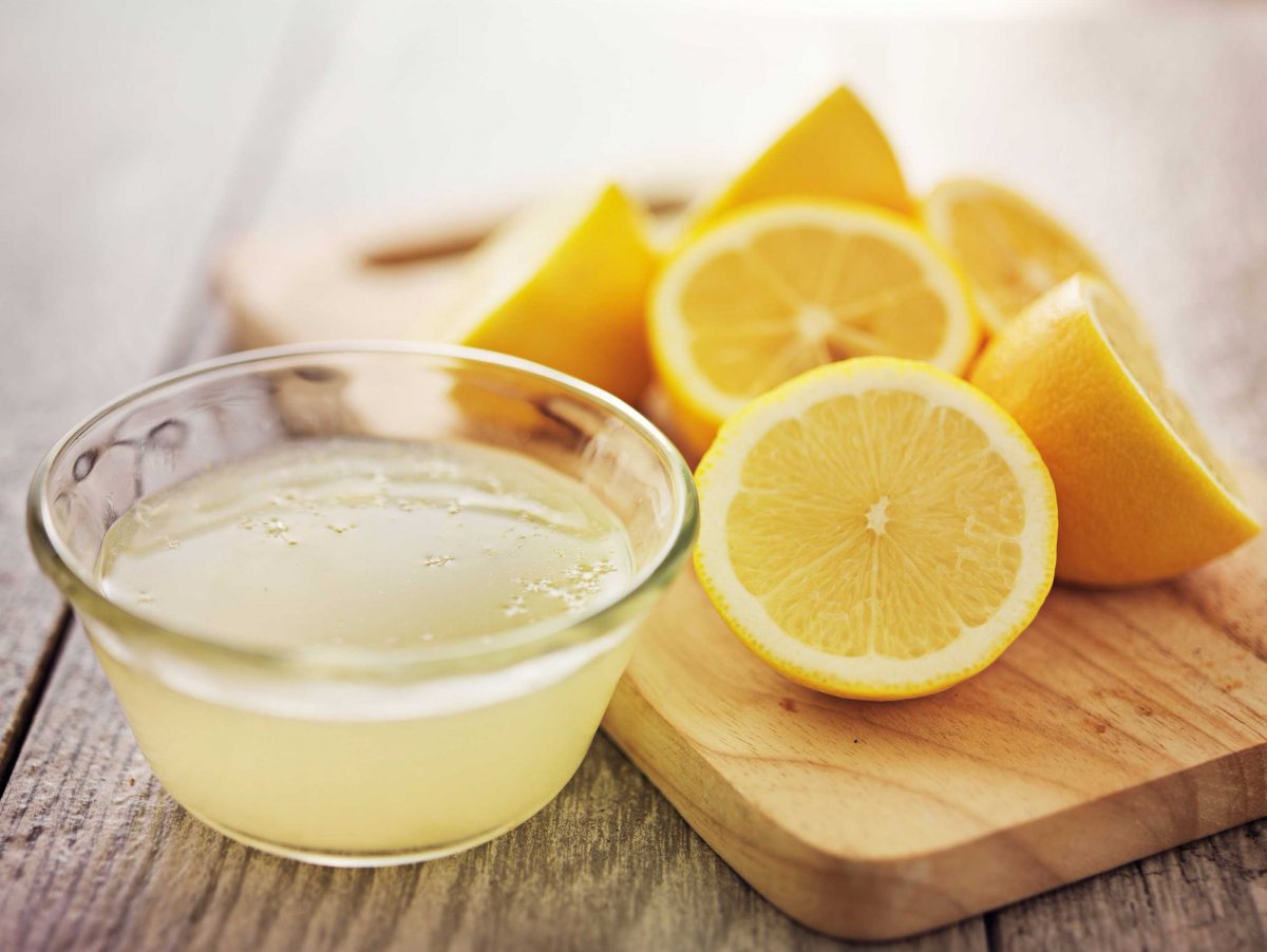 clean with lemon juice