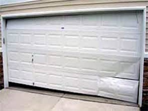 Want To Fix Bent Doors And Windows On, How To Fix Bent Bottom Of Garage Door