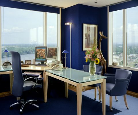 How to choose vibrant colours for your home office