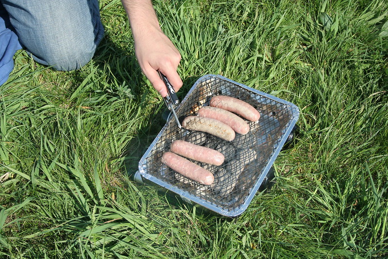 using disposable grill is one of the barbecue mistakes