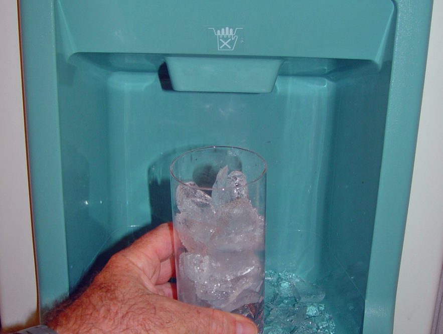 Why is my ice maker overflowing? - Ideas by Mr Right